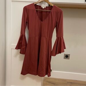 nine Britton size M dress